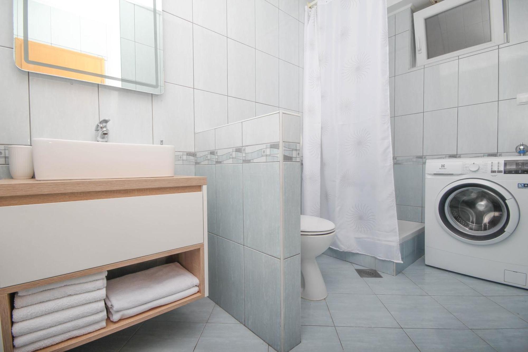 Family Petrov Apartments Vodice Room photo